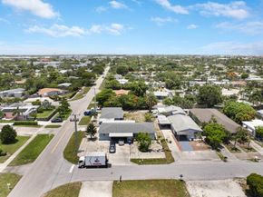 516 S Arnold Avenue, Lantana FL 33462