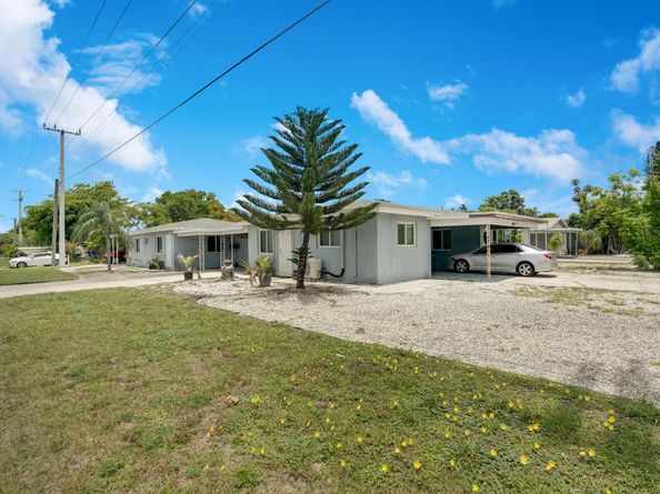 516 S Arnold Avenue, Lantana FL 33462