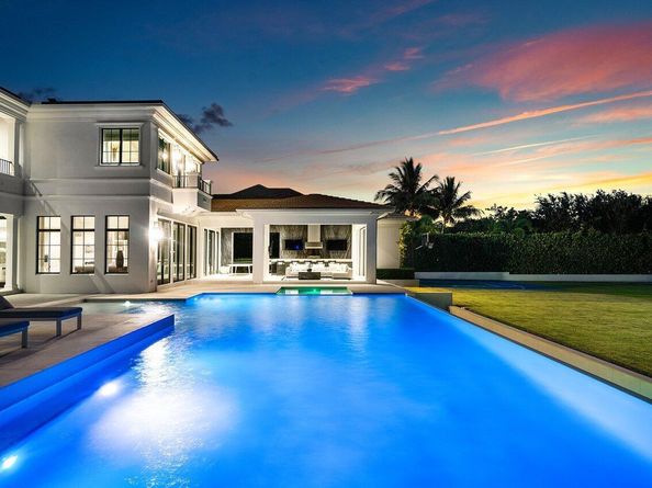 1162 Banyan Estates Drive, North Palm Beach FL 33408