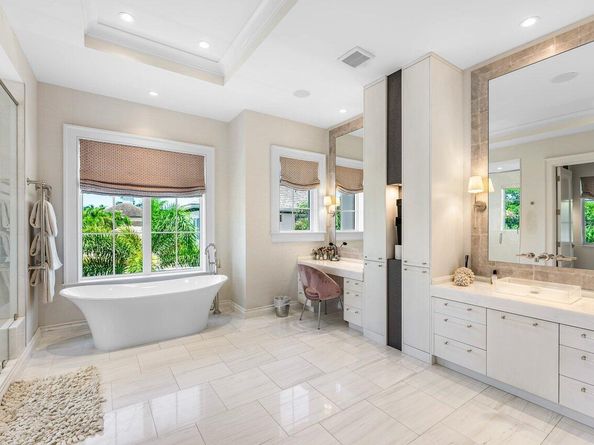 1162 Banyan Estates Drive, North Palm Beach FL 33408
