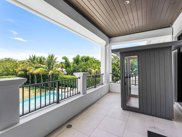 1162 Banyan Estates Drive, North Palm Beach FL 33408
