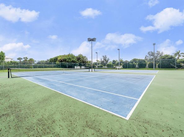 215 Oak Harbour Drive, Juno Beach FL 33408