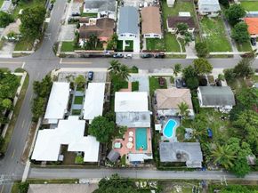 1913 Thomas St, Hollywood FL 33020