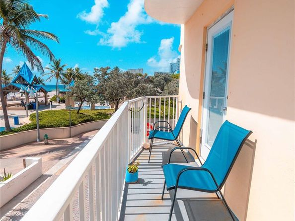 311 Connecticut St 4, Hollywood FL 33019