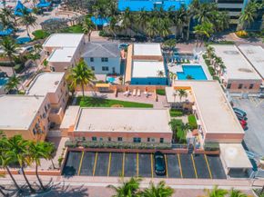 311 Connecticut St 4, Hollywood FL 33019