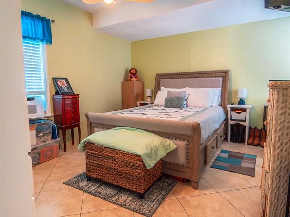311 Connecticut St 4, Hollywood FL 33019