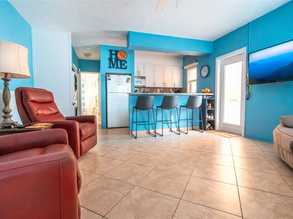 311 Connecticut St 4, Hollywood FL 33019