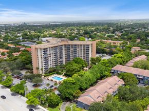 10777 W Sample Road 319, Coral Springs FL 33065