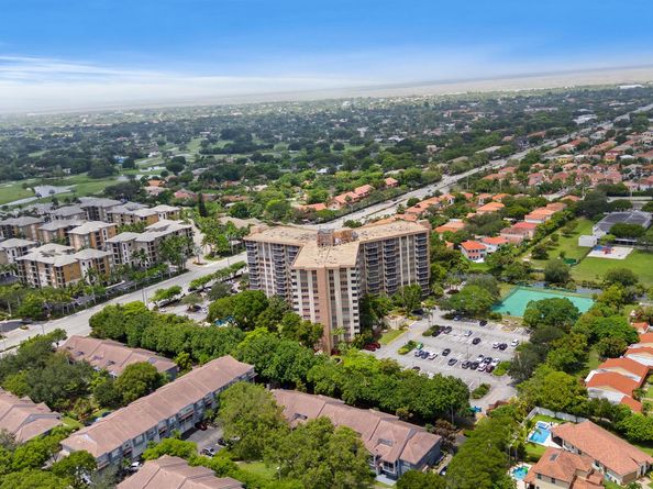 10777 W Sample Road 319, Coral Springs FL 33065