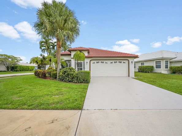 2615 Country Golf Drive, Wellington FL 33414