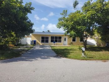 1571 NE 28th Ct