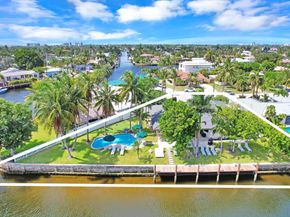 570 SE 11 Street, Pompano Beach FL 33060