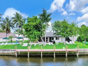 570 SE 11 Street, Pompano Beach FL 33060