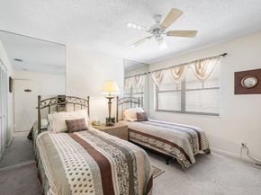 229 Old Meadow Way, Palm Beach Gardens FL 33418