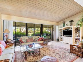 229 Old Meadow Way, Palm Beach Gardens FL 33418