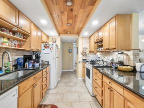 229 Old Meadow Way, Palm Beach Gardens FL 33418