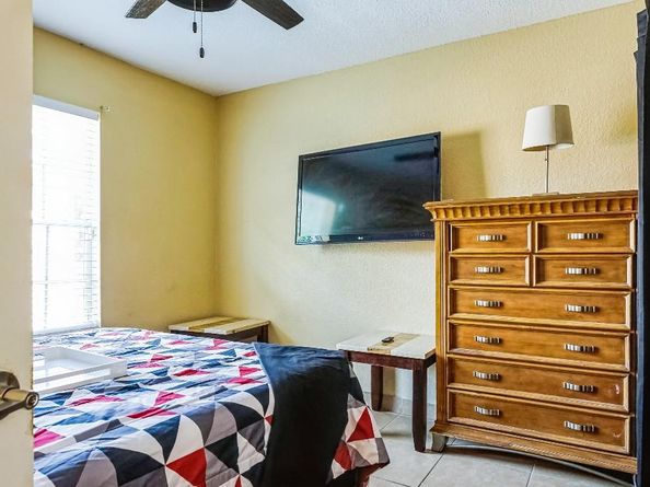 210 SW 3rd Ct, Deerfield Beach FL 33441