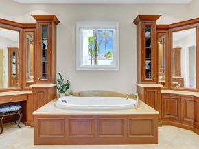 6483 Enclave Way, Boca Raton FL 33496