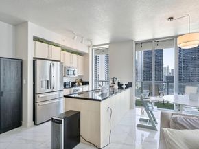 1111 SW 1st Avenue 2420N, Miami FL 33130