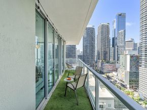 1111 SW 1st Avenue 2420N, Miami FL 33130