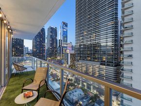 1111 SW 1st Avenue 2420N, Miami FL 33130