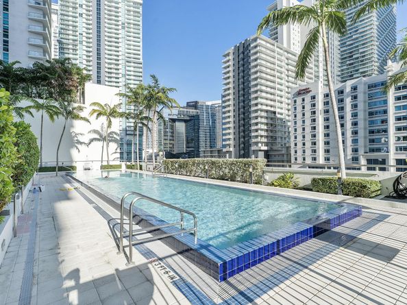 1111 SW 1st Avenue 2420N, Miami FL 33130