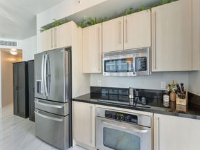 1111 SW 1st Avenue 2420N, Miami FL 33130