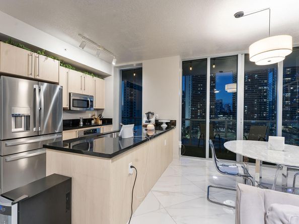 1111 SW 1st Avenue 2420N, Miami FL 33130