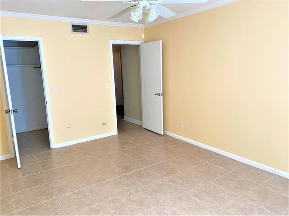5720 NE 22nd Way 406, Fort Lauderdale FL 33308