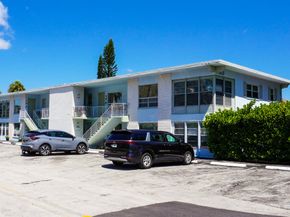 513 S Ocean Boulevard, Pompano Beach FL 33062