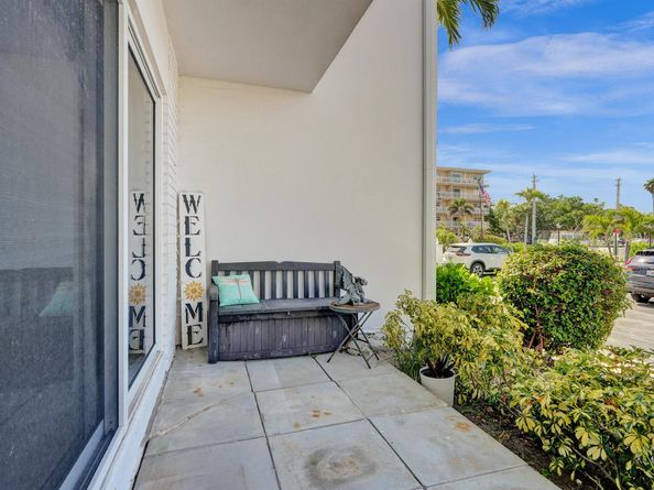 4201 S Ocean Boulevard H2, South Palm Beach FL 33480