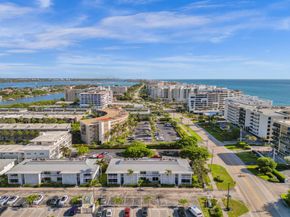 4201 S Ocean Boulevard H2, South Palm Beach FL 33480