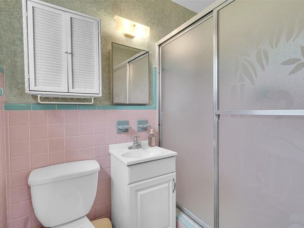 2600 Bahama Dr, Miramar FL 33023