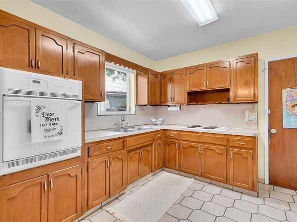 2600 Bahama Dr, Miramar FL 33023