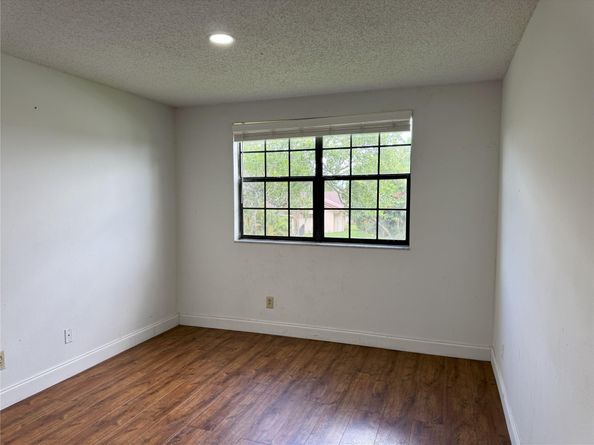 11245 W Atlantic Blvd 204, Coral Springs FL 33071