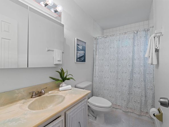 4499 NW 2nd Avenue, Boca Raton FL 33431