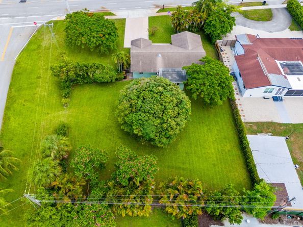4499 NW 2nd Avenue, Boca Raton FL 33431
