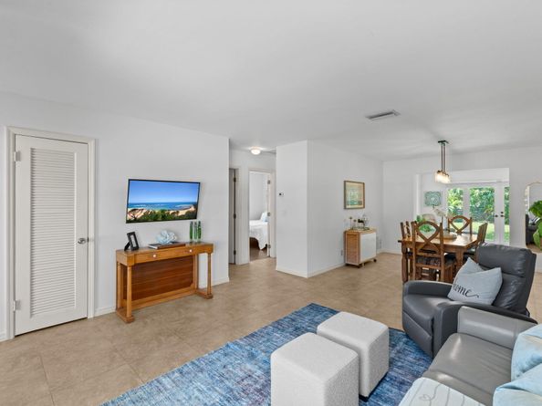 4499 NW 2nd Avenue, Boca Raton FL 33431
