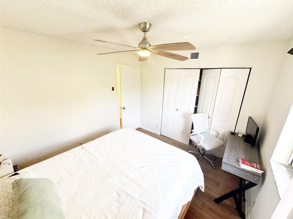 715 Gardens Dr 203, Pompano Beach FL 33069