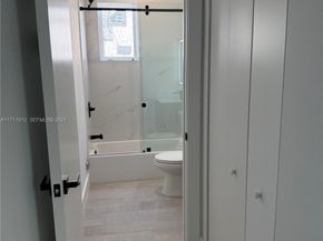 210 SE 10th Street, Hallandale Beach FL 33009