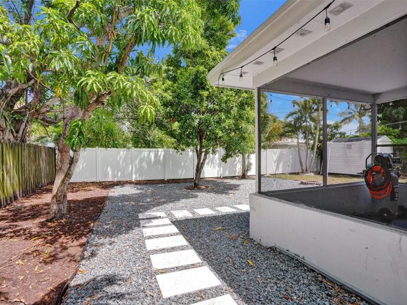 2640 SW 13th Ave, Fort Lauderdale FL 33315