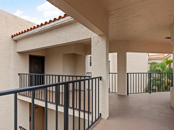 7507 La Paz Boulevard 403, Boca Raton FL 33433