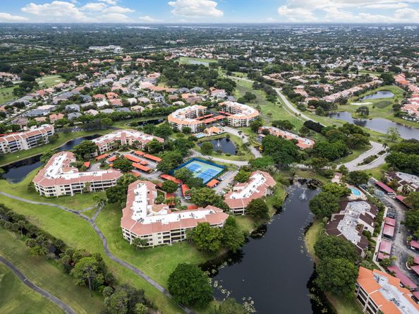 7507 La Paz Boulevard 403, Boca Raton FL 33433