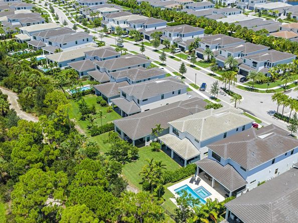 13498 Artisan Circle, Palm Beach Gardens FL 33418