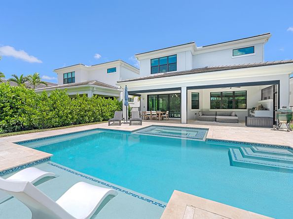 13498 Artisan Circle, Palm Beach Gardens FL 33418