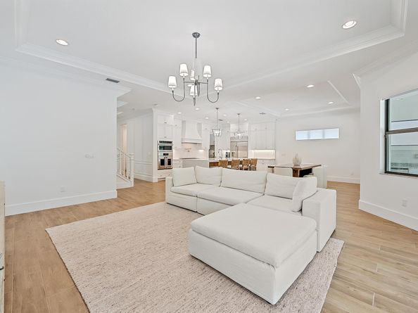 13498 Artisan Circle, Palm Beach Gardens FL 33418
