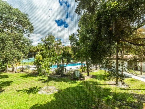 7675 NW 79th Ave 215, Tamarac FL 33321