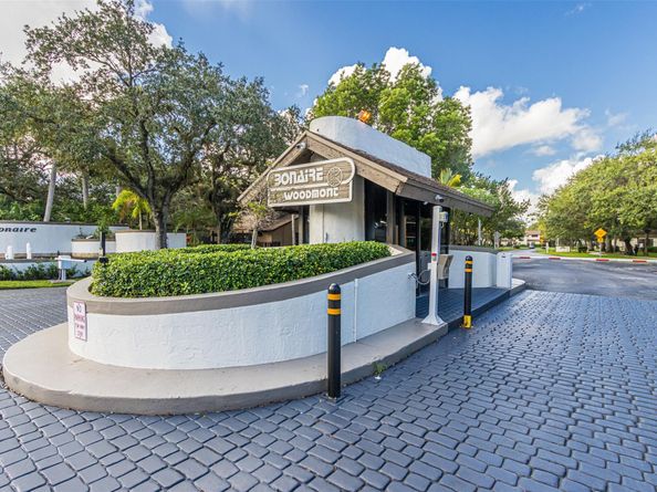 7675 NW 79th Ave 215, Tamarac FL 33321