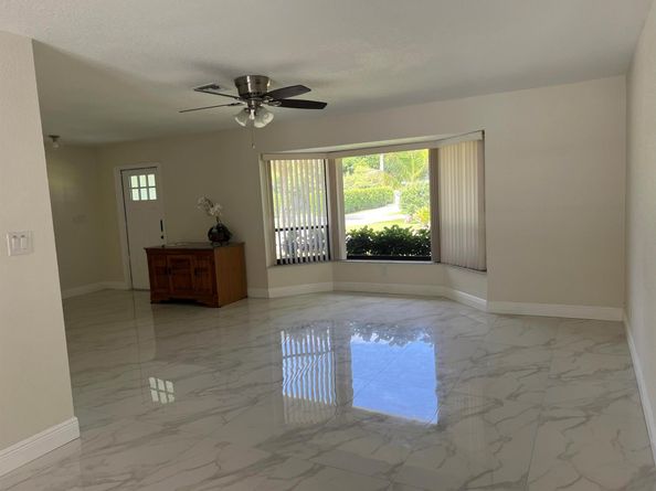 74 Barberton Road, Lake Worth FL 33467
