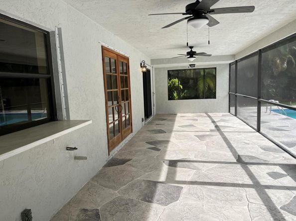 74 Barberton Road, Lake Worth FL 33467